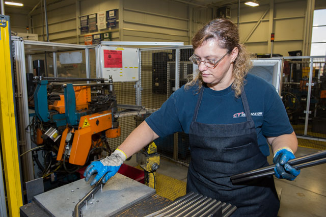 Canada Tube Form Employee working